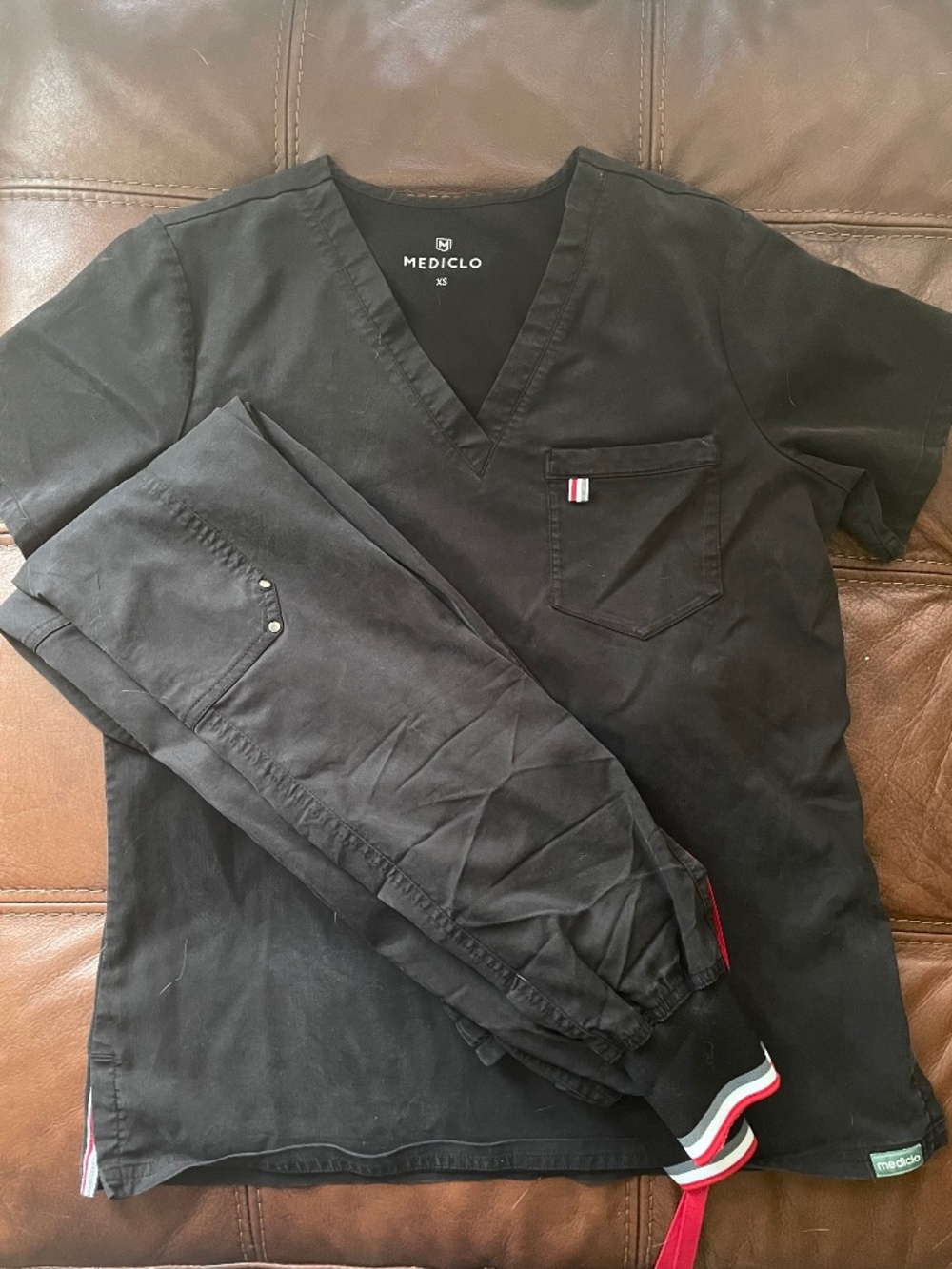 Mediclo Women XS/S Black Scrub Set